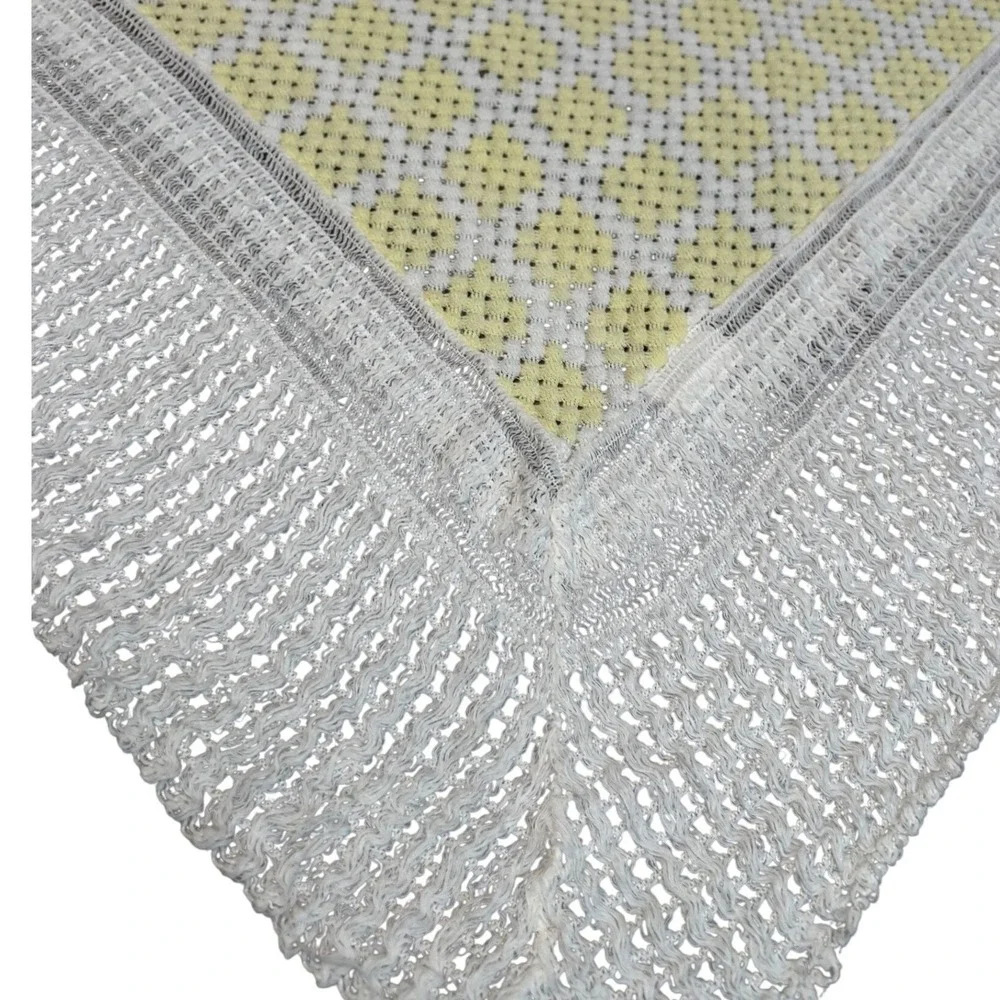 Vintage DuPont Orlon Acrylic Hand Crafted Baby Blanket/Table Topper Yellow White